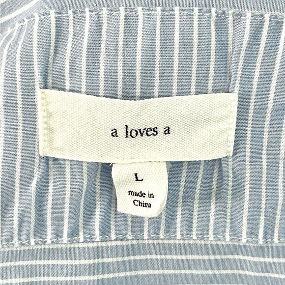 A Loves A 
Blue & White Pinstripe Ruffle Hem Shirt Dress / Tunic
  Large - Picture 5 of 7